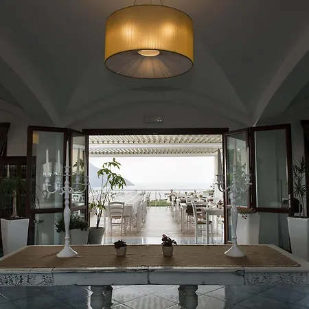 La Tavernetta 4* Scopello (Sicily)
