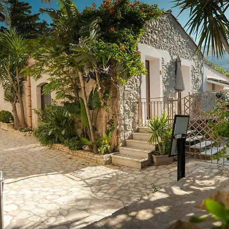 La Tavernetta Hotel 4*